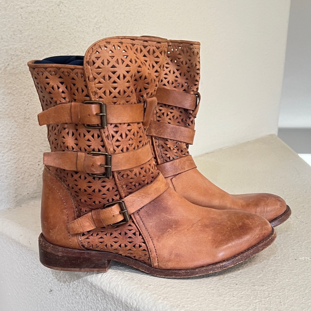 Matisse brown distressed leather boots‎ booties bikers work casual women’s 8.5